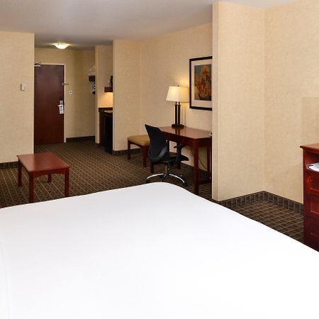 Holiday Inn Express Edmonton North By Ihg Extérieur photo