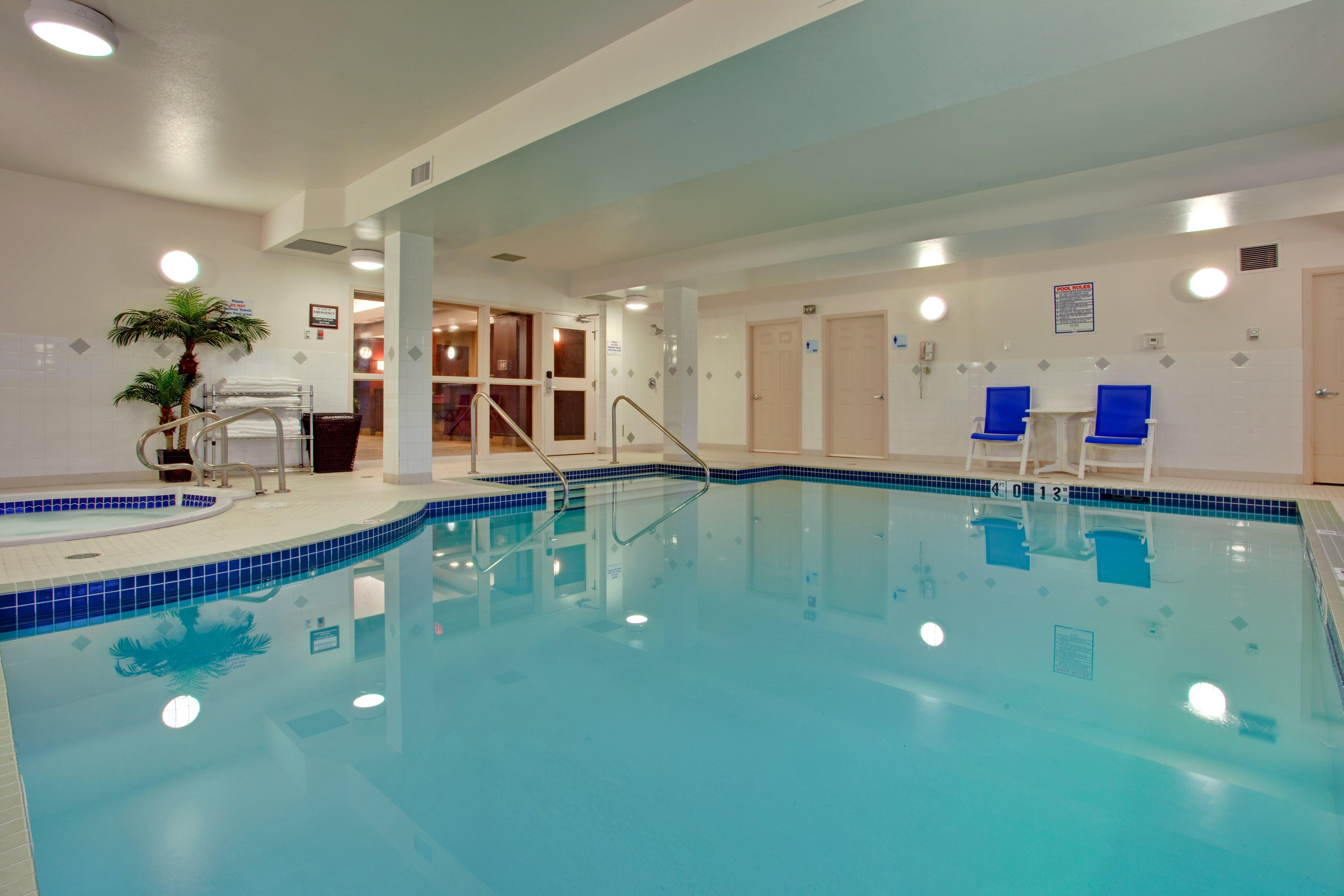 Holiday Inn Express Edmonton North By Ihg Extérieur photo