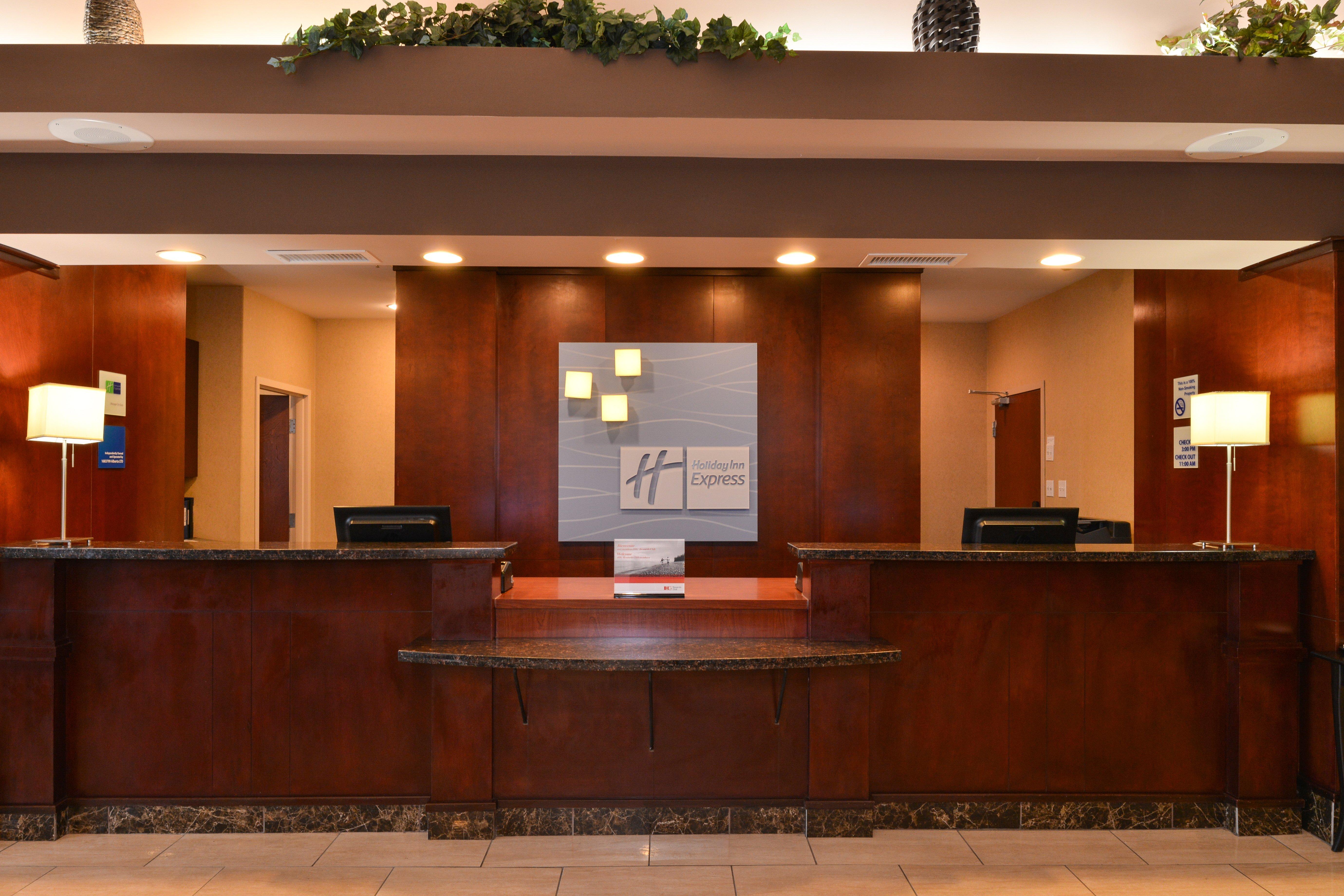 Holiday Inn Express Edmonton North By Ihg Extérieur photo