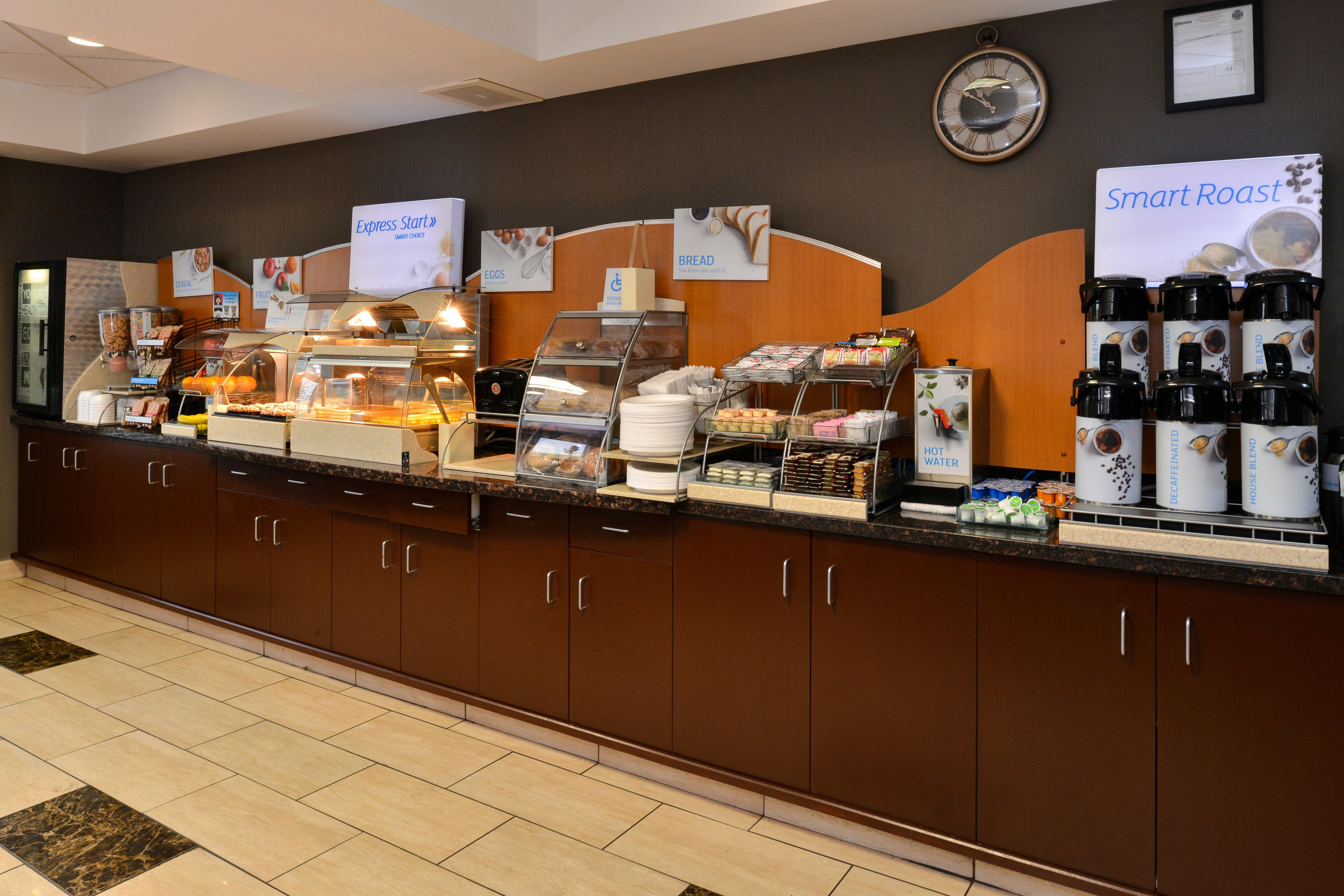 Holiday Inn Express Edmonton North By Ihg Extérieur photo