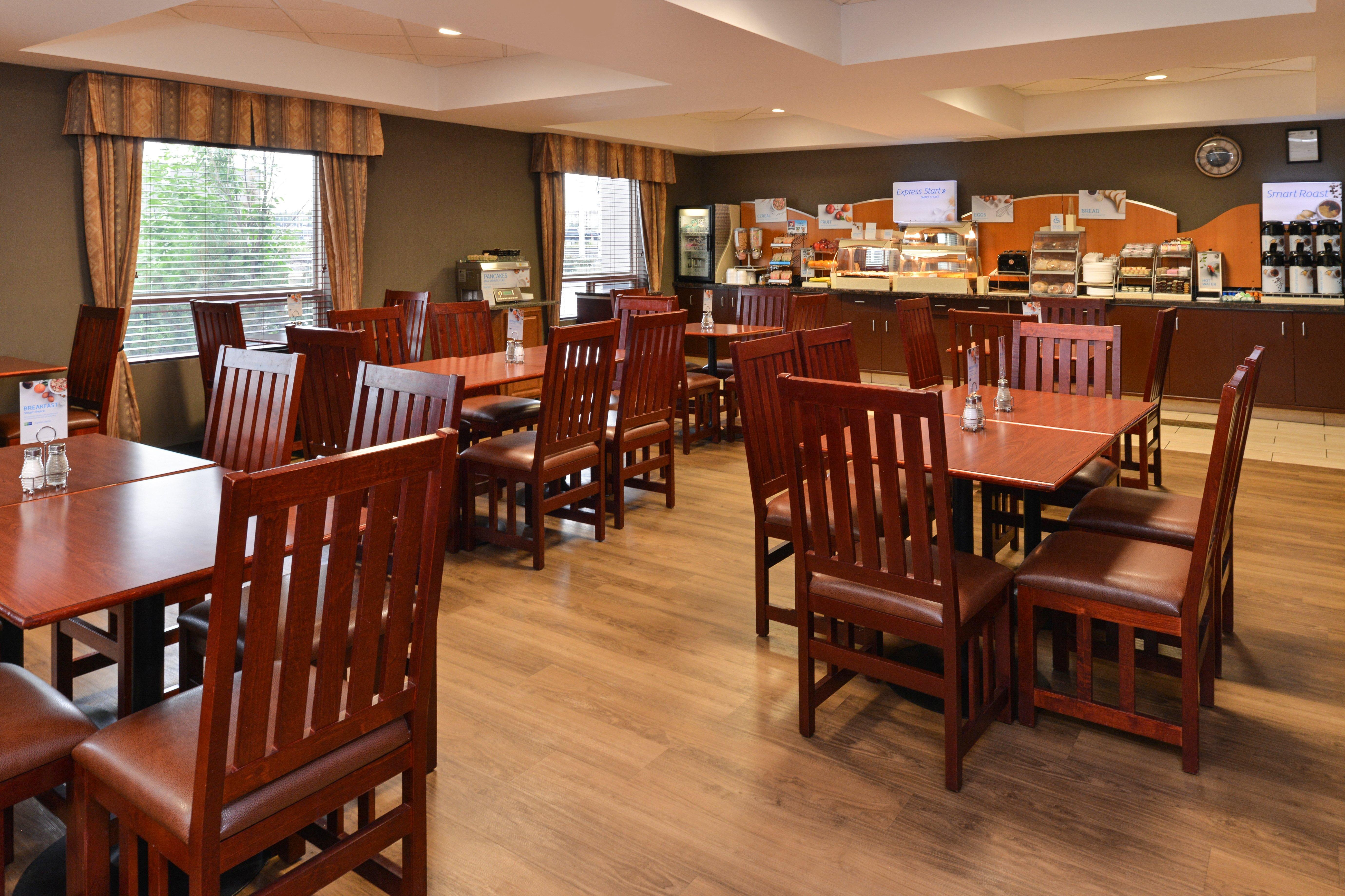 Holiday Inn Express Edmonton North By Ihg Extérieur photo