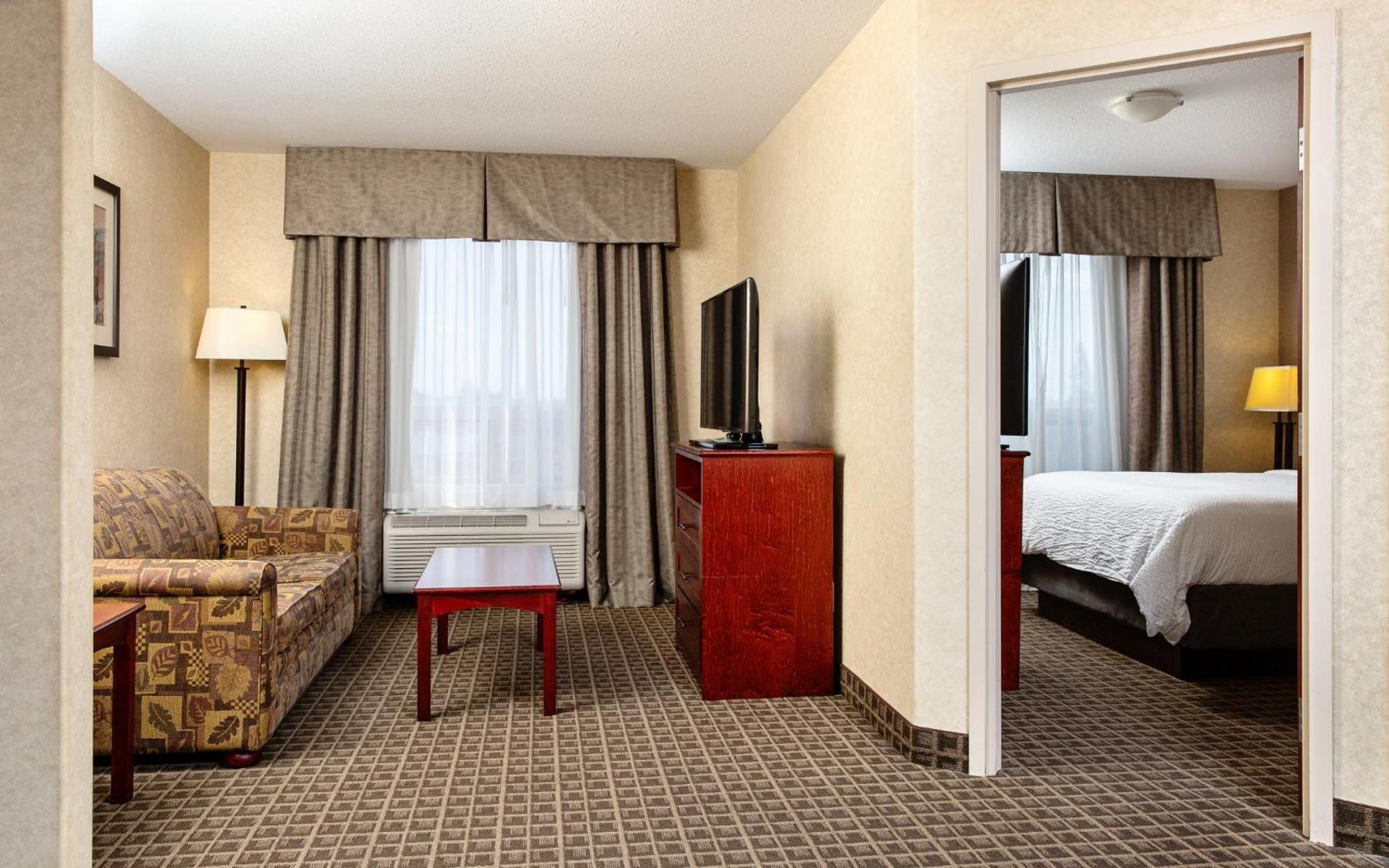 Holiday Inn Express Edmonton North By Ihg Extérieur photo