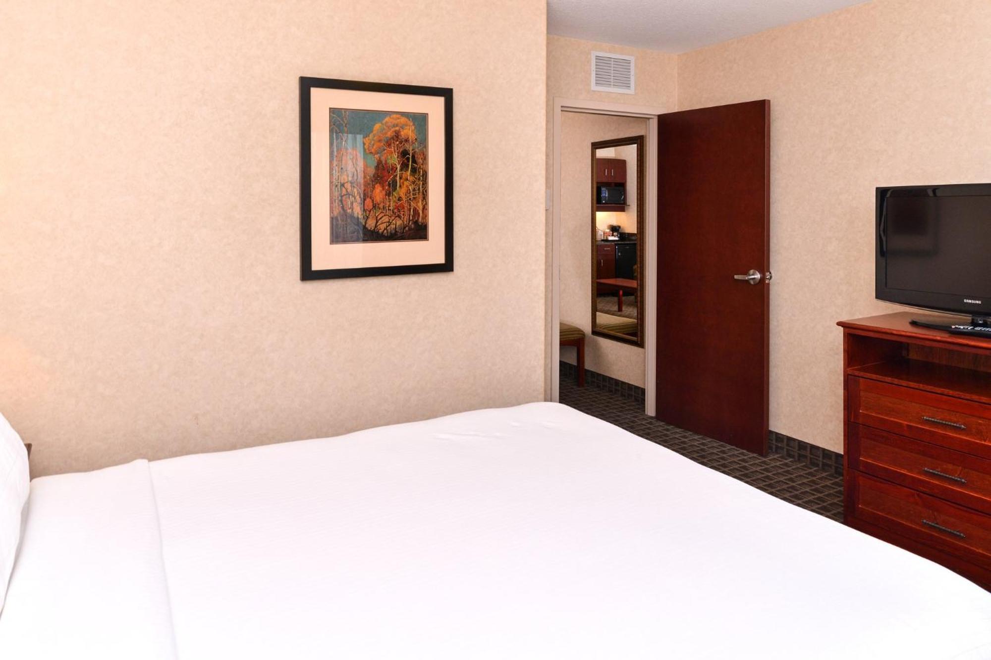 Holiday Inn Express Edmonton North By Ihg Extérieur photo