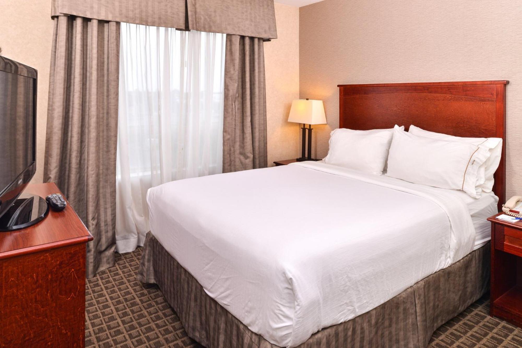Holiday Inn Express Edmonton North By Ihg Extérieur photo